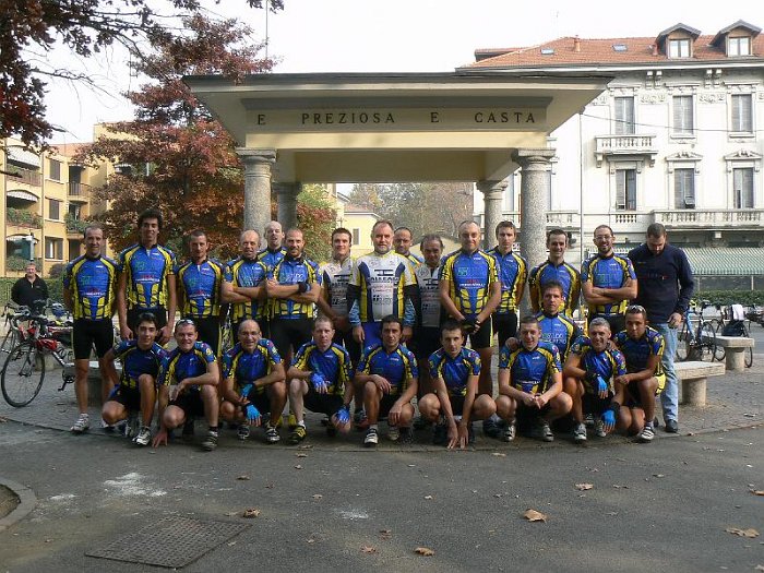 2008102517
