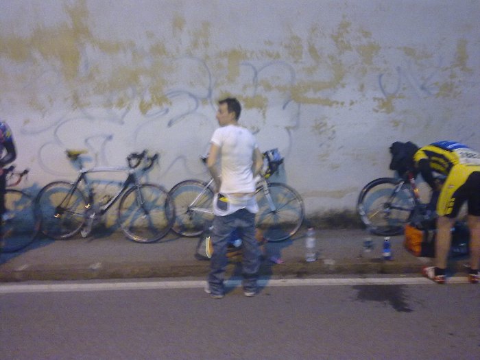 25042010122