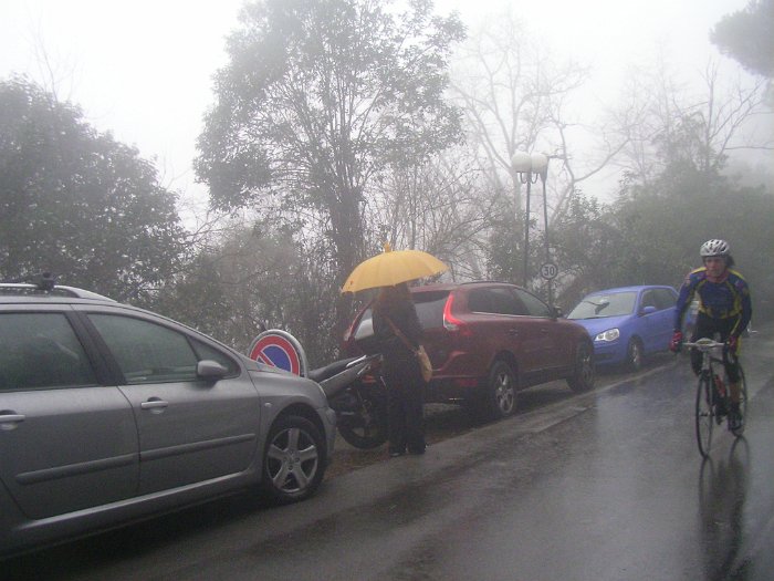 2010022805