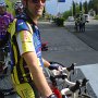 Il Pres non vede l'ora di salire a Barni... con due bici