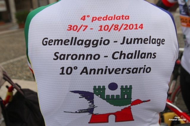 4.a Pedalata Gemellaggio Saronno_Challans - Partenza 2014_07_30 - AI-019