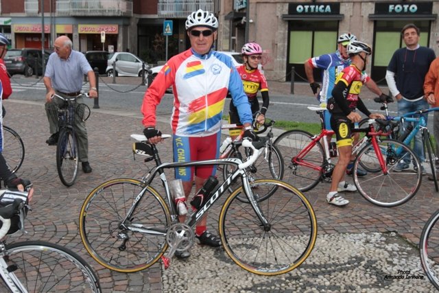 4.a Pedalata Gemellaggio Saronno_Challans - Partenza 2014_07_30 - AI-090